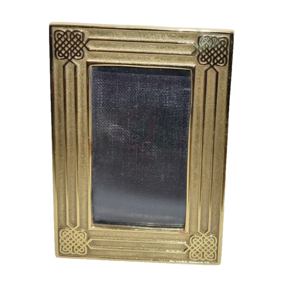 Virginia Metalcrafters Smithsonian Institution Brass Celtic Knot Frame Photo